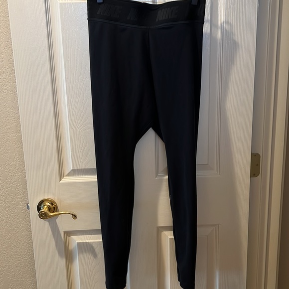 Nike leggings medium - Picture 3 of 5